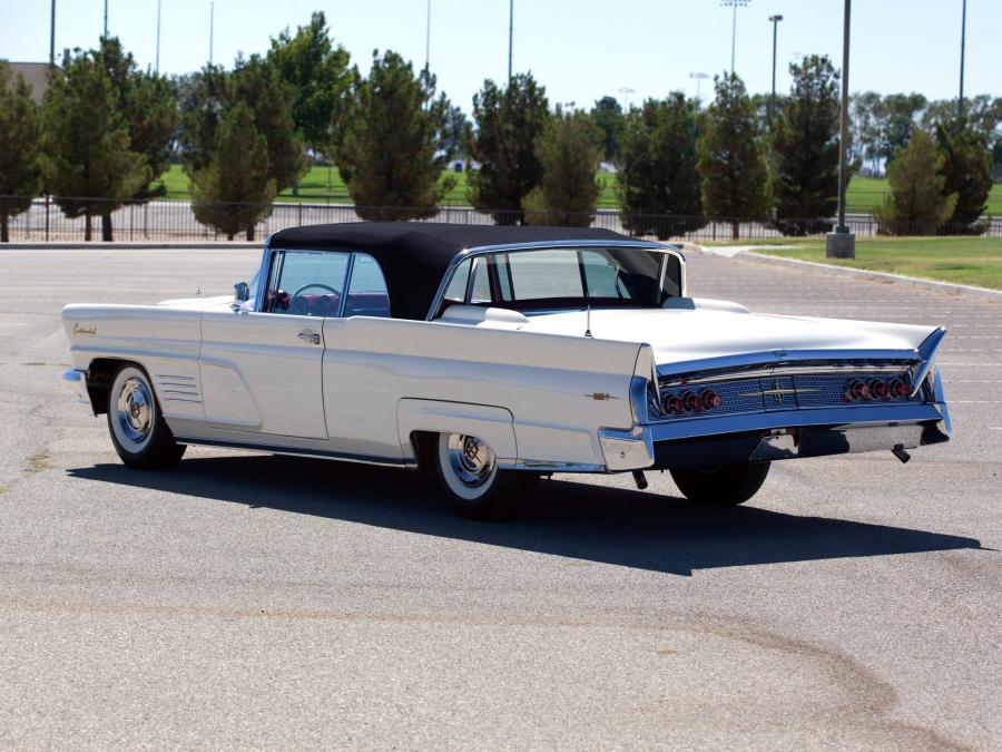  Lincoln Continental Mark V Convertible 1960 года  (фото 3 из 60)